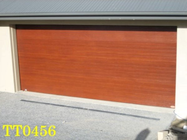 Sectional-Garage-Door-00011